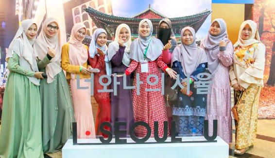 Photo 4 - Master Coordinators NURUL AINSHAH MUZAMLI SHAH & MOHD SHUKRI DAUD